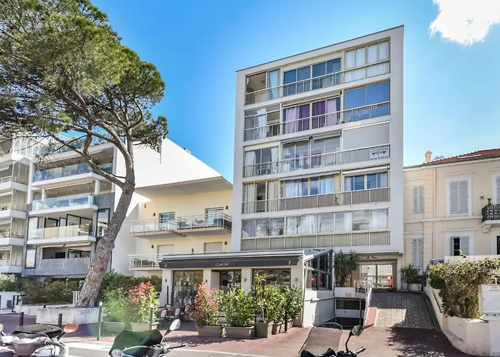 La Brise By Interhome Cannes